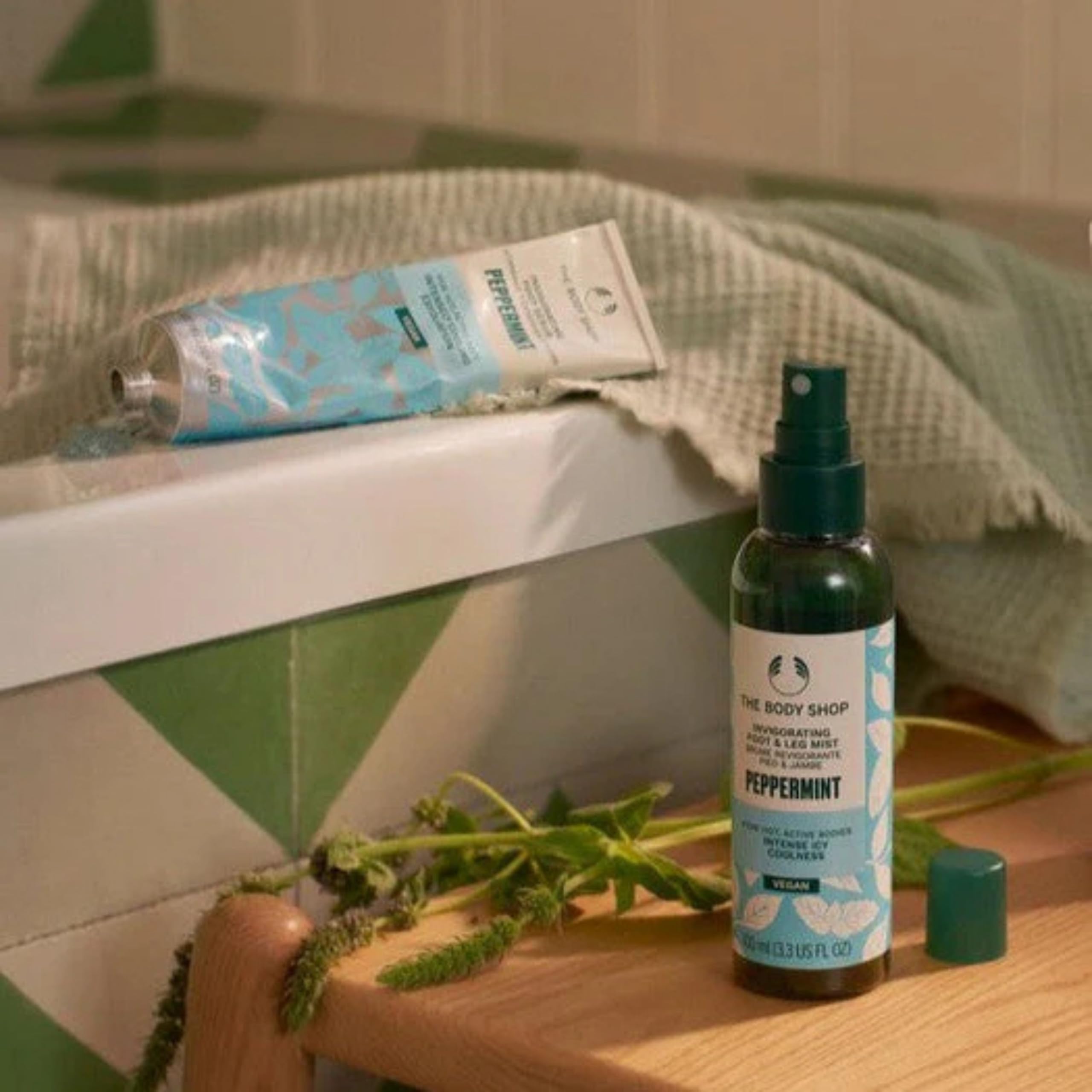 Peppermint Cooling & Reviving Foot Spray 100 Ml