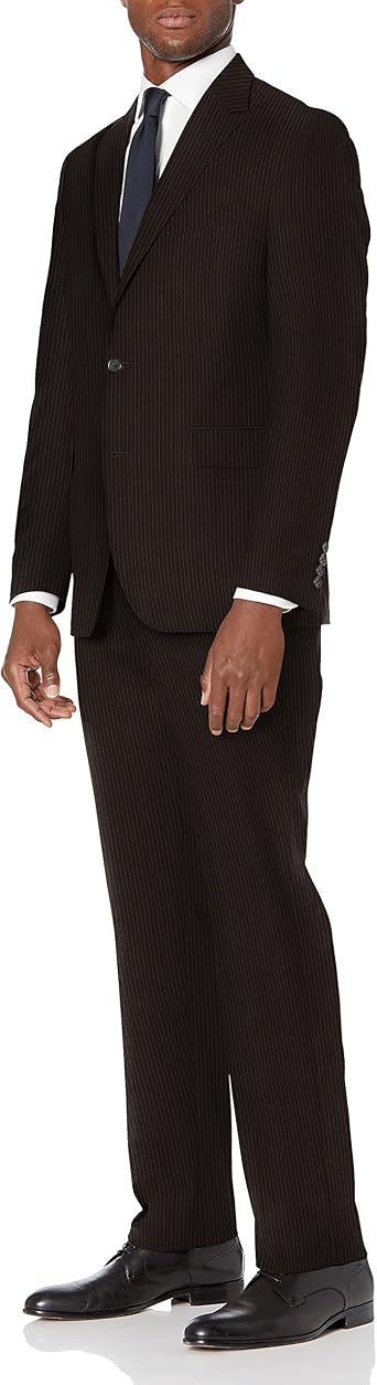Amazon.com: Dockers Traje elástico de 31.9 in para hombre : Ropa, Zapatos y  Joyería