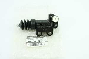 Dorman Clutch Slave Cylinder - Replacement For Infiniti G35 & Nissan 350Z 2003-2004 Models