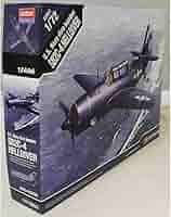 ★未展示品★ホビーマスター SB2C-3 ヘルダイバー 1/72 武蔵撃沈モデル ☆未展示品☆ホビーマスター SB2C-3 ヘルダイバー 1/72 武蔵撃沈