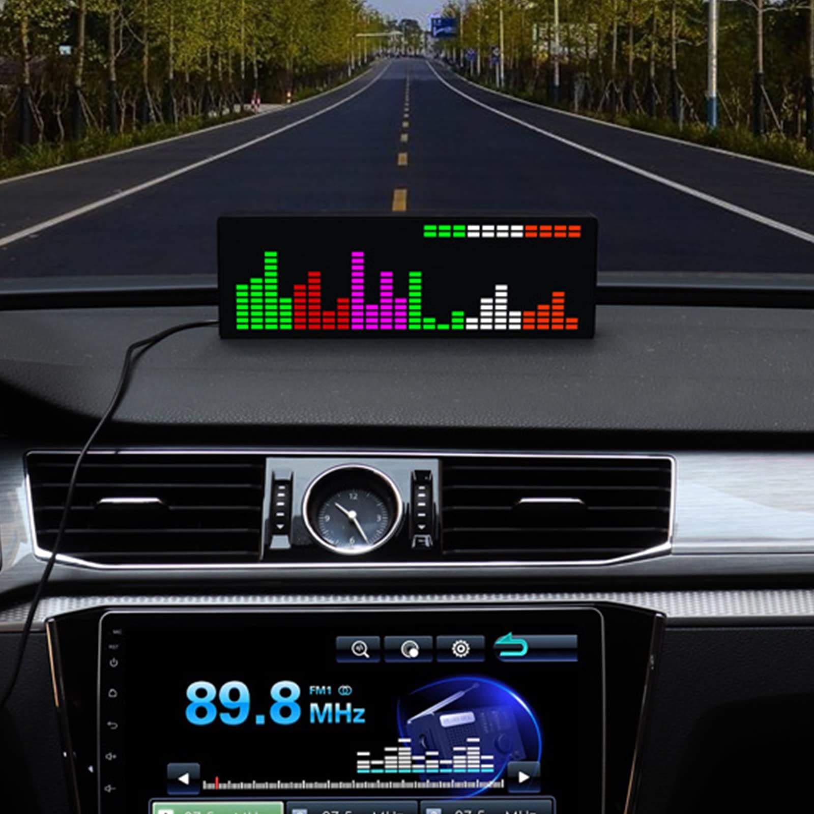 Spectre musical LED coloré Affichage 1624 Segment Rhythm Light Display Light Control Voice Control With Clock Display