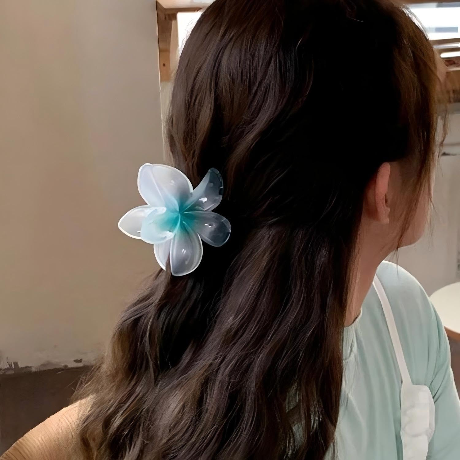 CONGGUAN Pack of 4 Hawaii Flower Hair Clips Plumeria Flower Claw Clip Thin Thick Curly Hair for Women Strong Non-Slip Hibiscus Hair Clip Beach Hair Accessories for Women - Image 4