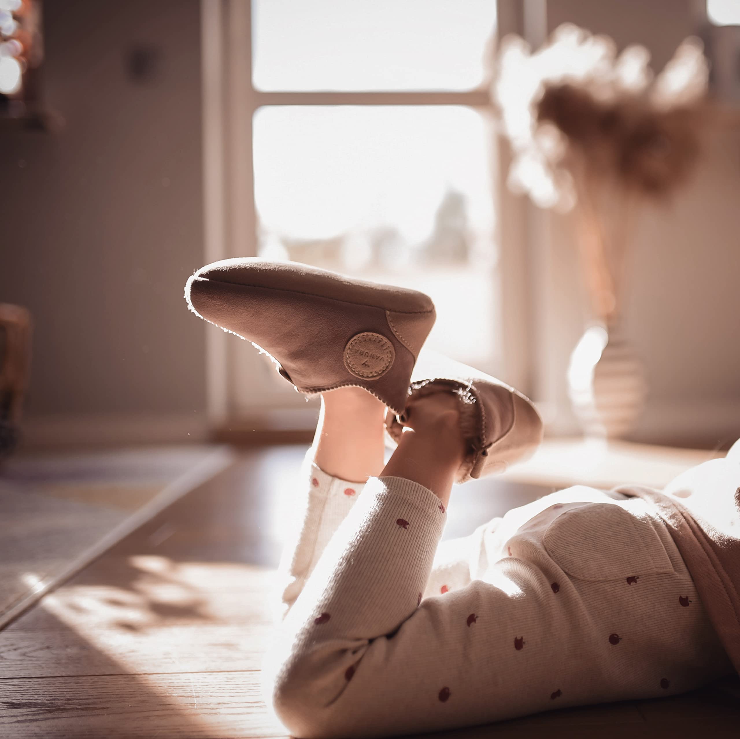 VANUBA Oxford - chaussons enfant en cuir naturel chaud et confortable pour hiver - pantoufles enfant douces, respirantes, idéales pour maison et maternelle