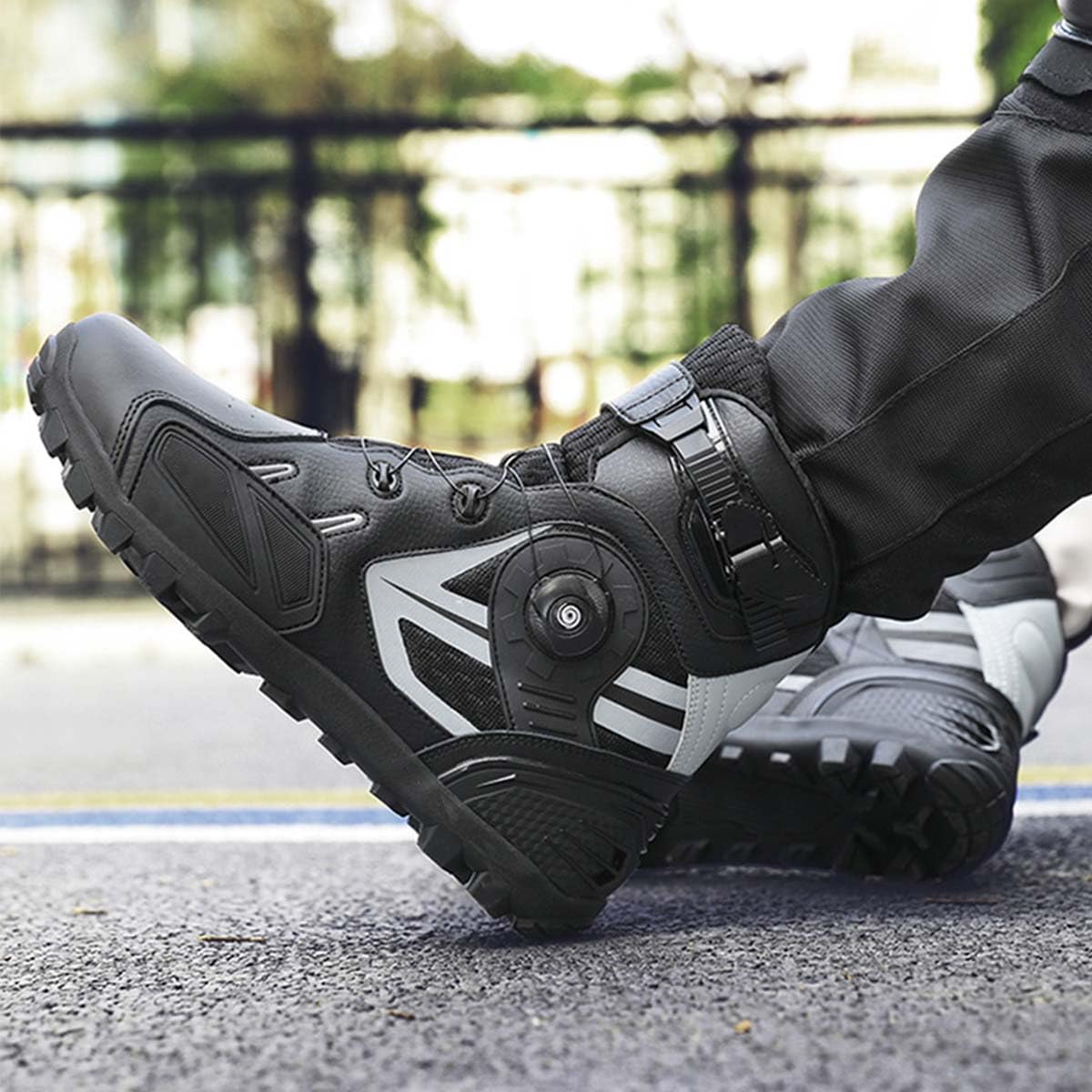 Stivali da Moto Racing Uomo Scarpe Moto Rinforzate Traspirante, Stivaletti Protettivi da Motociclista, Supporto alla Caviglia, Suola Antiscivolo, Impugnatura del Cambio