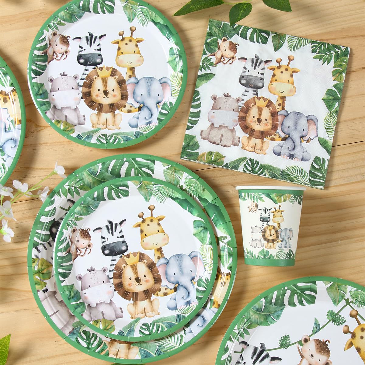 Stoviglie per Feste Animali Giungla 24 Ospiti - 96 pezzi Set da Tavola per Feste a Tema Jungle, Stoviglie per Feste di Compleanno per Bambini Compleanno Animali Piatti di Carta Tovaglioli Bicchieri