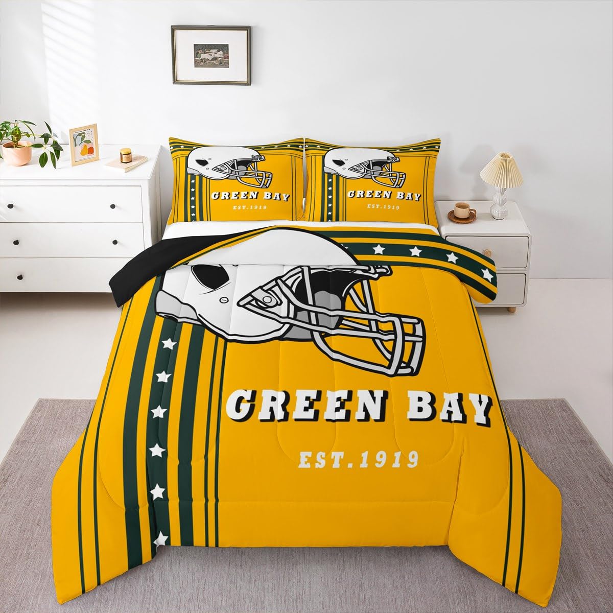 Green Bay American Football Bedding - Twin Comforter Set, City Style Helmet Quilt, Yellow, Black & White