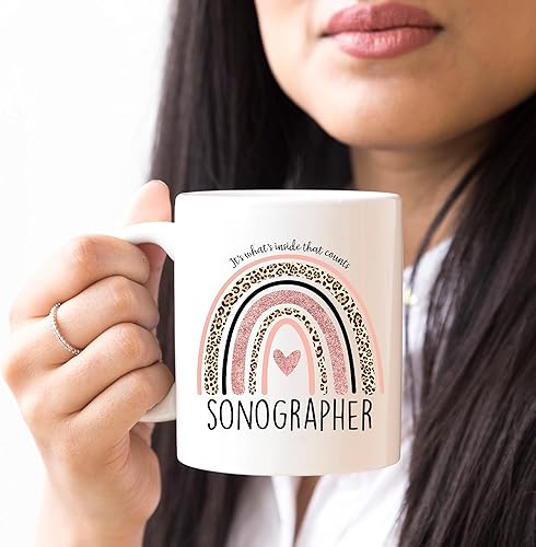 Miniatura 5 de YouNique Designs Taza de ecografista, 11 onzas, regalo de ecografía, taza de café con tecnología de ultrasonido, taza de ecografía cardíaca (blanco)