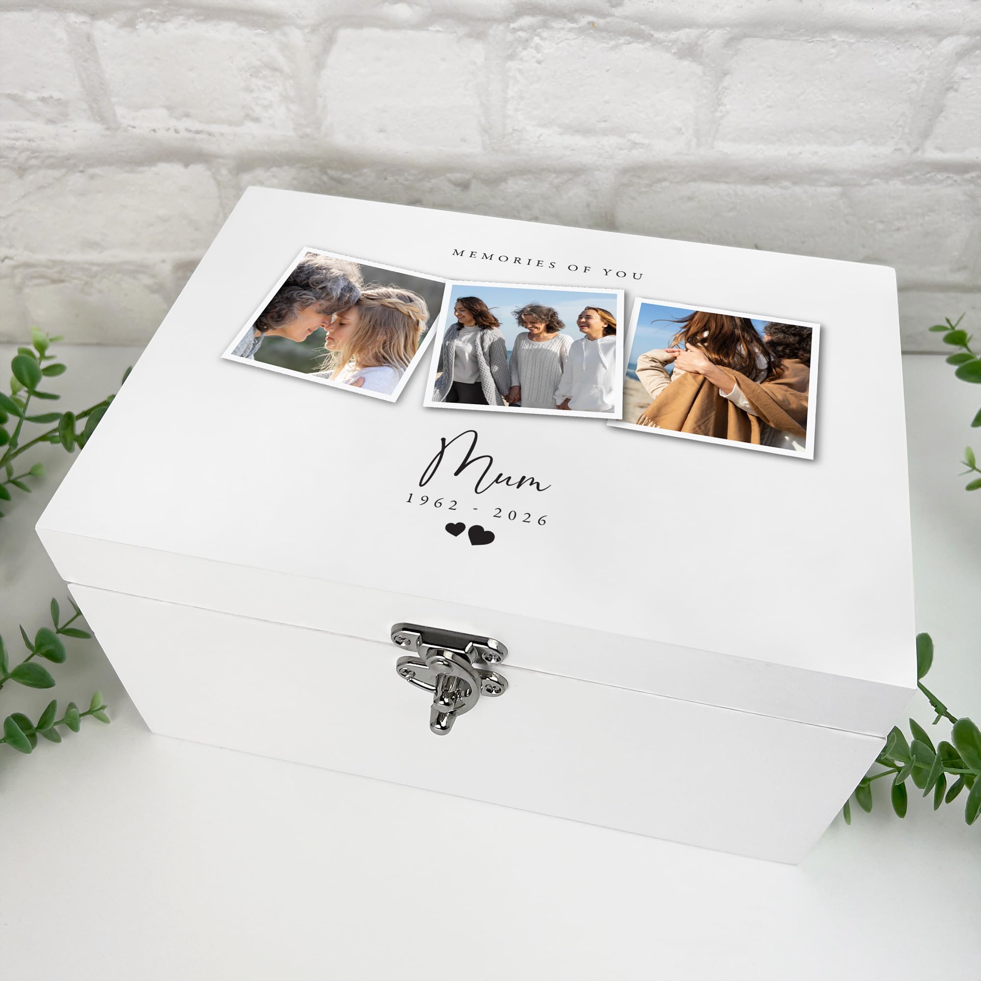 Caja de recuerdos personalizable de madera blanca para recuerdos de duelo | Bisagras y cierre de metal | Fecha de nombre personalizado | 27 cm de ancho x 19 cm de profundidad x 14 cm de alto