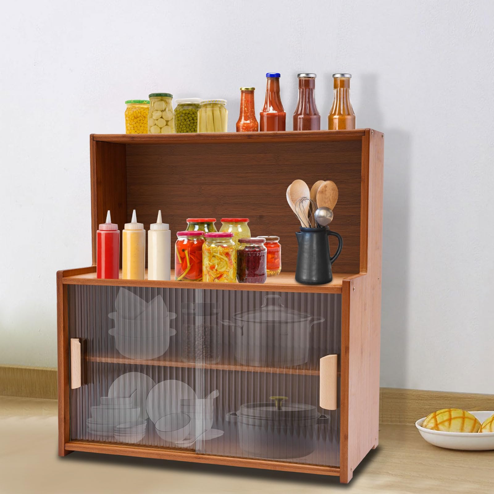Scaffale da cucina a 4 ripiani, portaspezie in bambù con porta scorrevole in vetro, organizer da cucina per piano di lavoro di spezie, oli, bicchieri e bottiglie, marrone scuro, 55 x 28 x 61