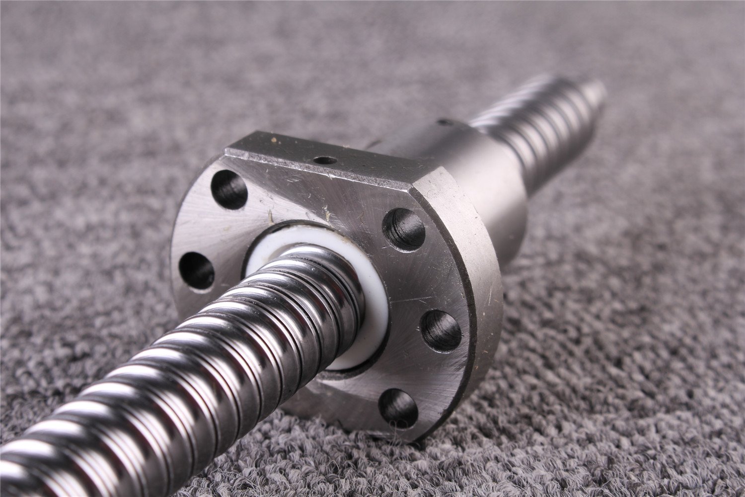 SFU1605 - Mandrino a sfera, 1200 mm, in acciaio inox