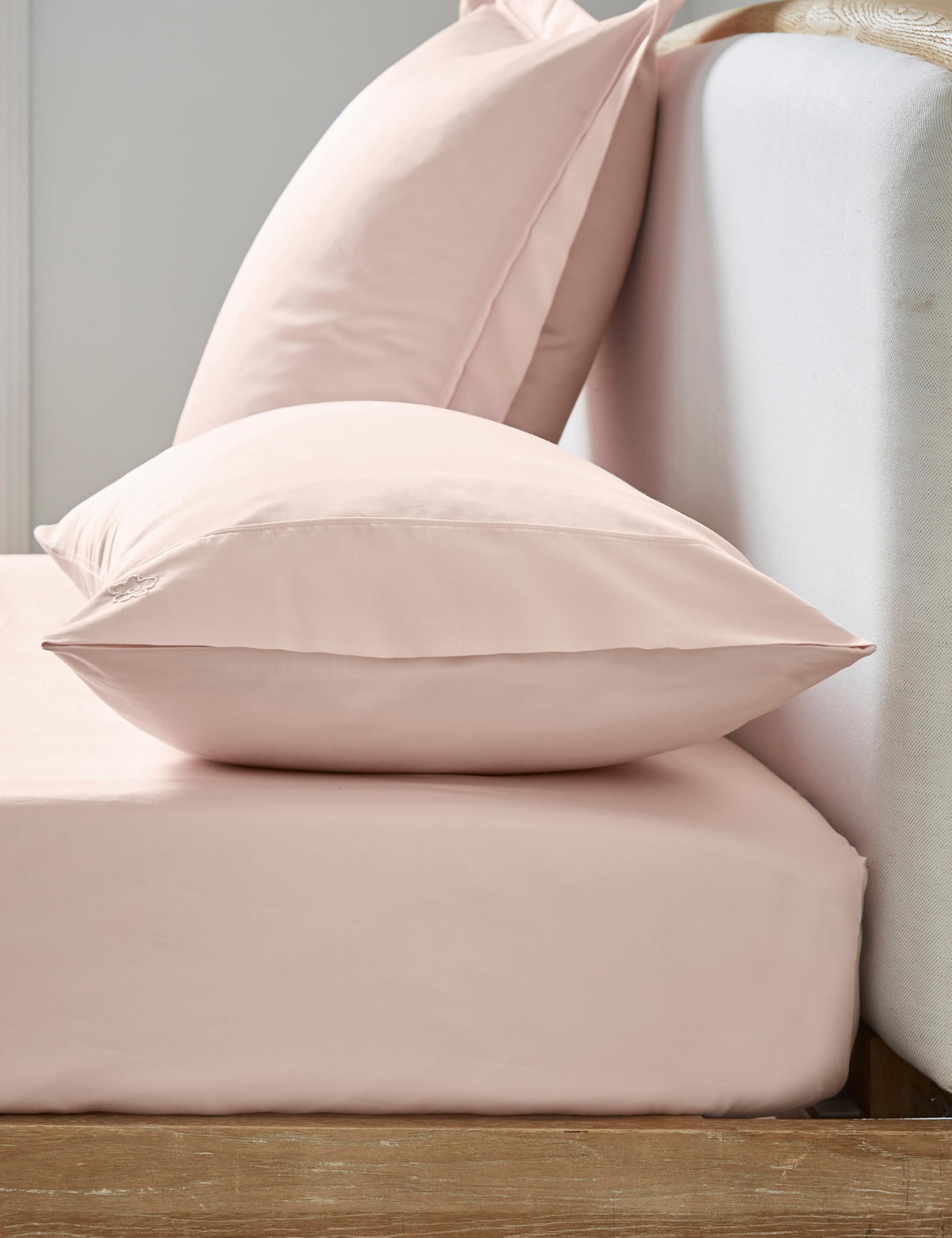 Ted Baker Plain Dye Fitted Sheet Pink