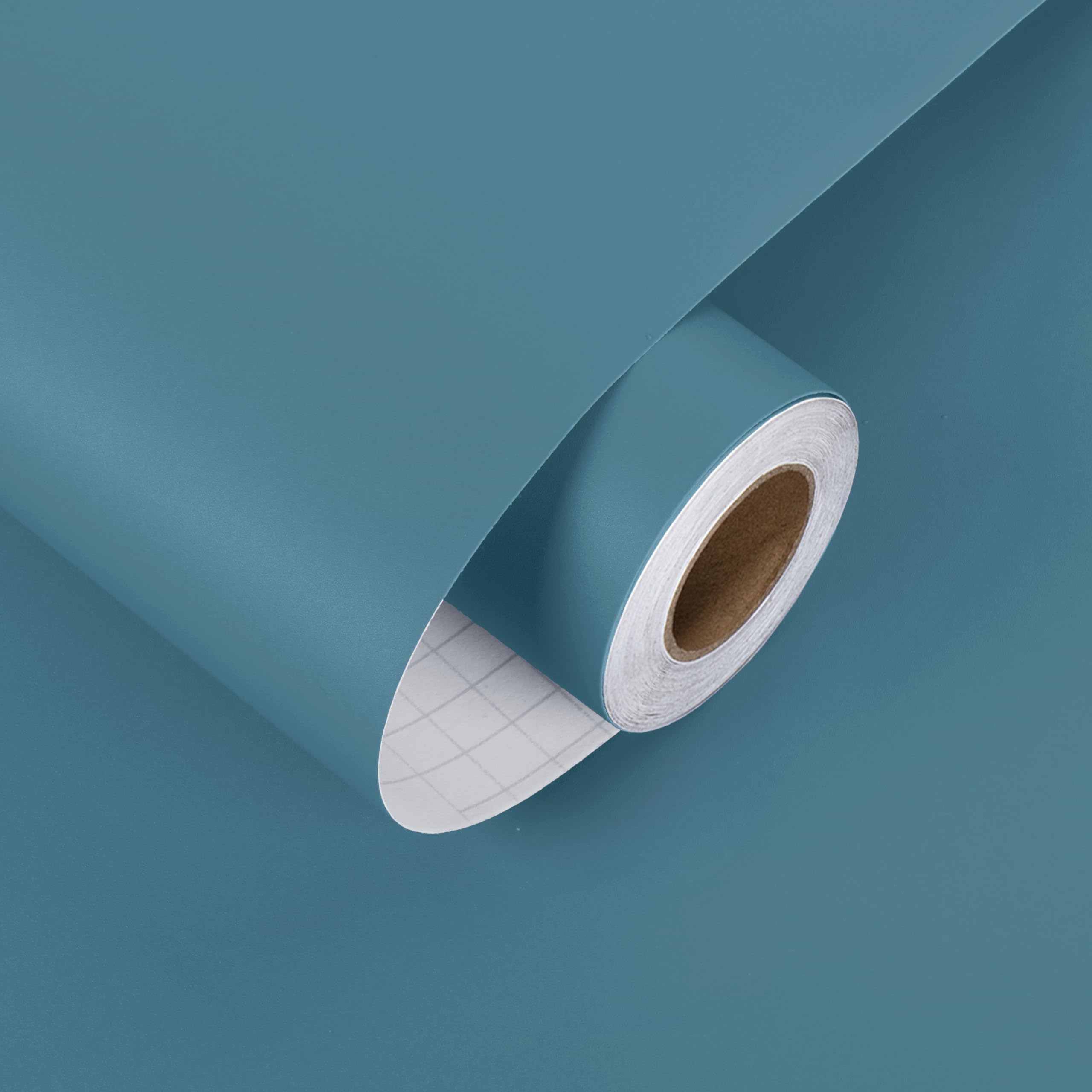 Papier peint salon bleu uni pour relooker vos armoires de cuisine et plans de travail