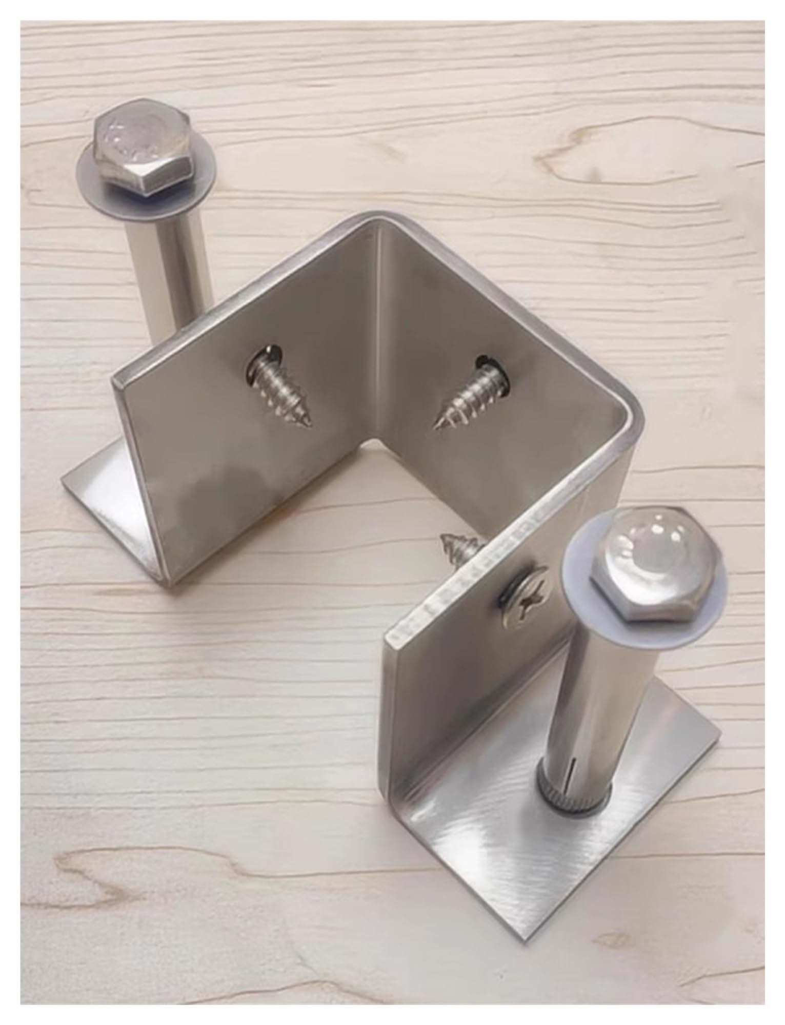 Soportes de Poste de 3 Lados, Base de Anclaje de Acero Inoxidable 304, Soporte de Anclaje de Poste con Tornillos, Soporte Universal para Valla de terraza (151 x 151 x 100 mm/5,9 x 5,9 x 3,9