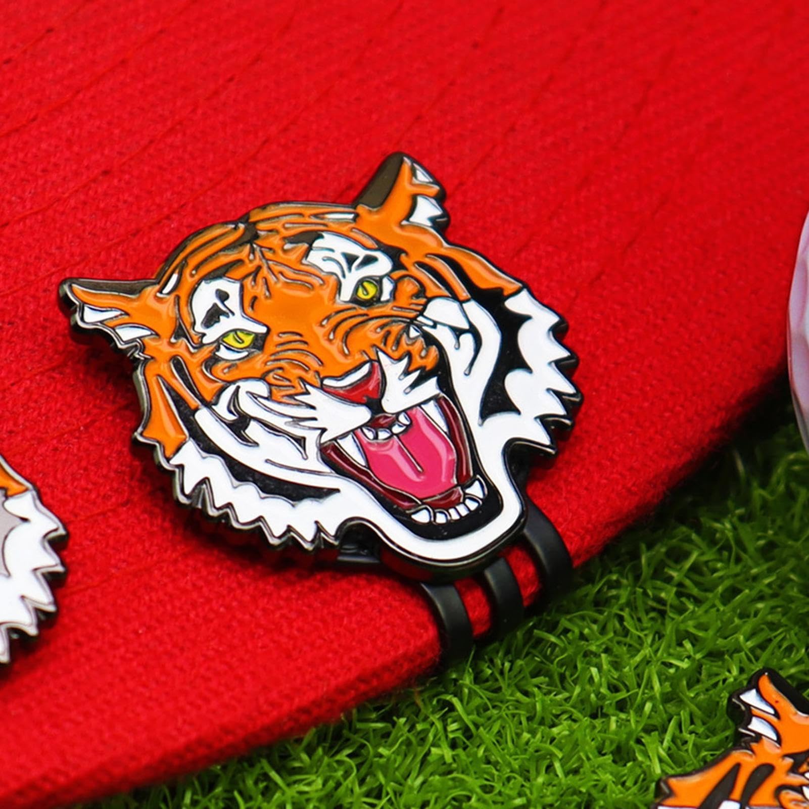Genérico Clip per cappello marcatore da golf, clip per cappello marcatore palla - magnetica con motivo tigre - supporto magnetico per palla da golf, clip per supporto