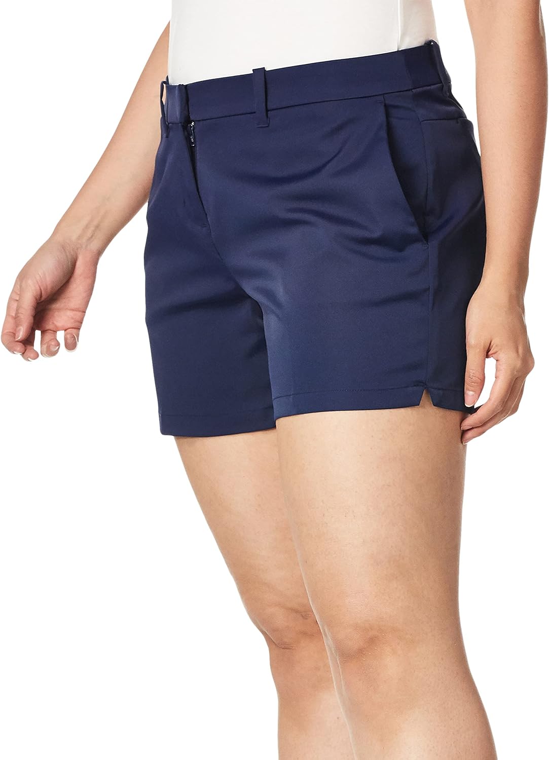PGA Tour Womens 4 1/2 Woven Golf Short - Image 3