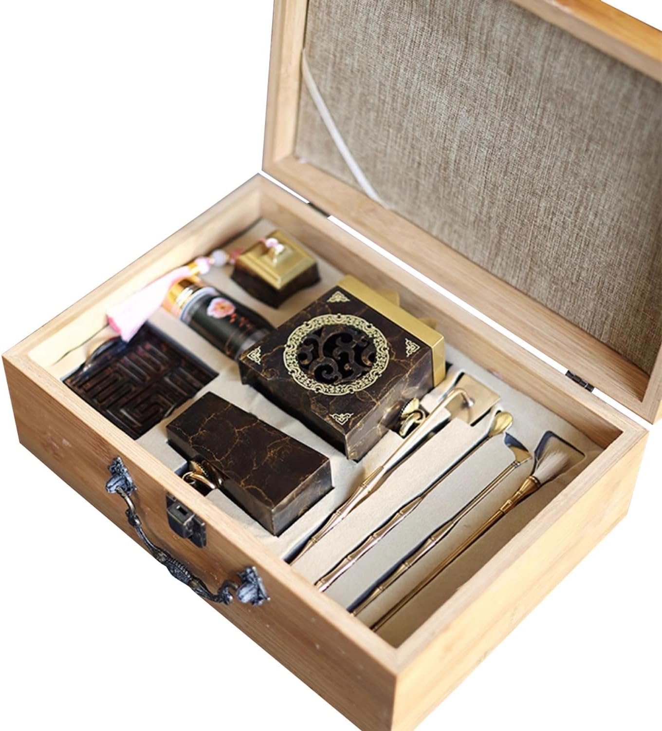 赤色木製馬彫刻 約30cm x 20cm 馬 オブジェ