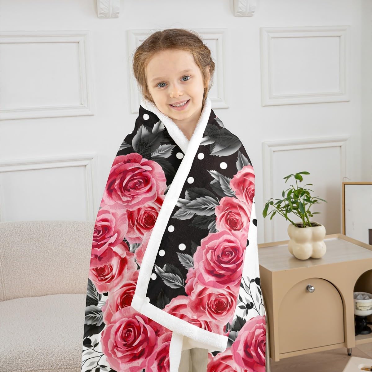 Pink Flowers Bed Blanket Kids Girls Black and White Sherpa Blanket Soft Cozy Lightweight Polka Dot Pattern Plush Fleece Floral Blanket Gifts for Couch Bed Chair Office Sofa(Throw 50"x60")