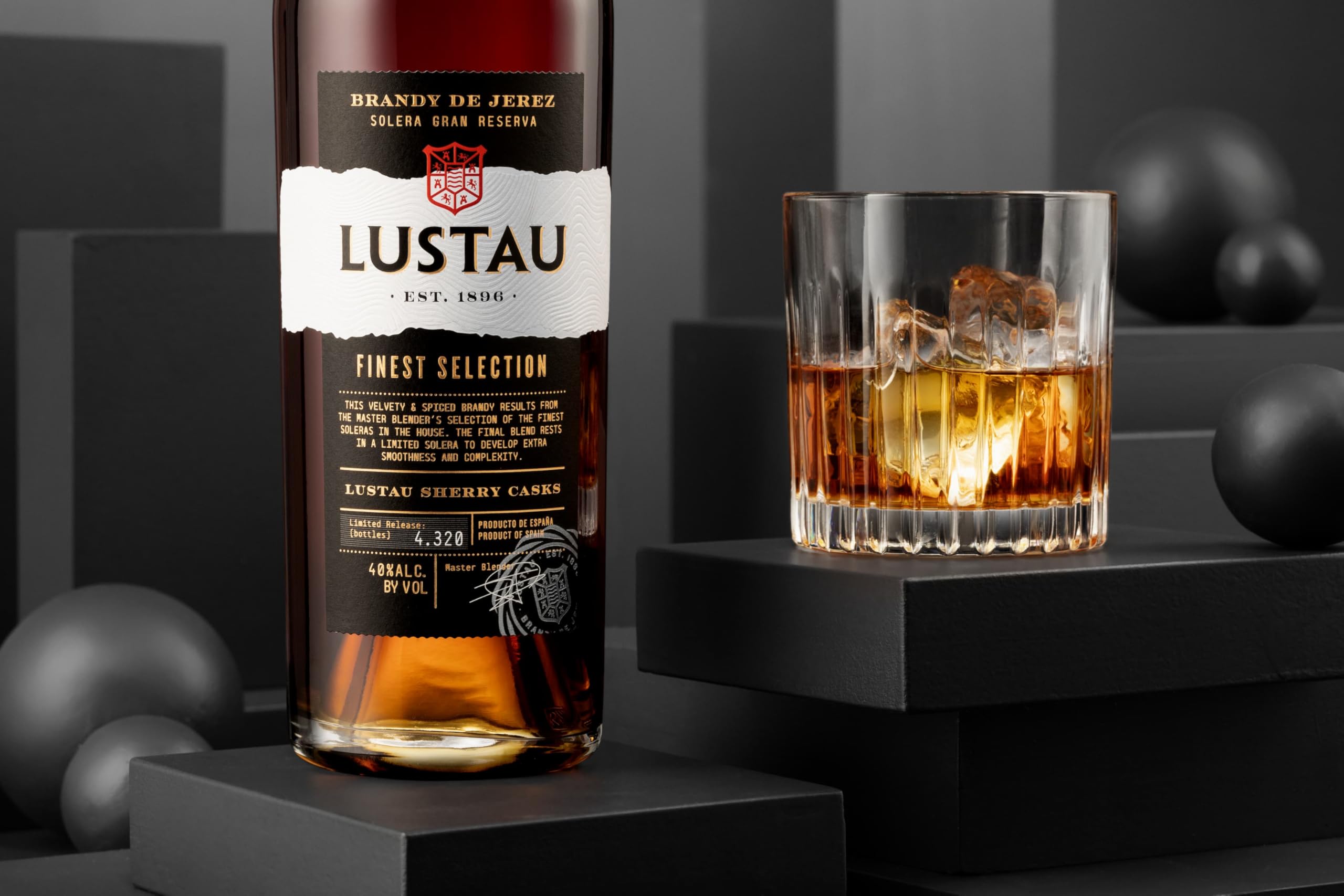 Lustau Brandy Solera Gran Reserva Finest Selection in Geschenkpackung (1 x 0.7 l)