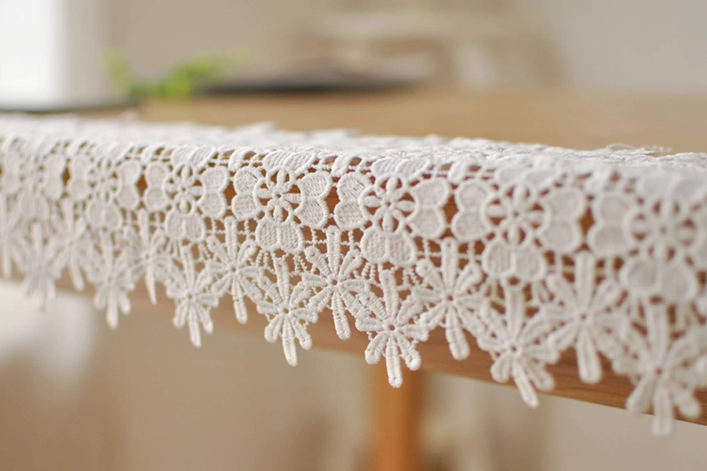 Outdoor Table Runner, 22x160cm Blanco Patrón de Flor Hueca Poliéster Decoración Centro de Mesa Salon