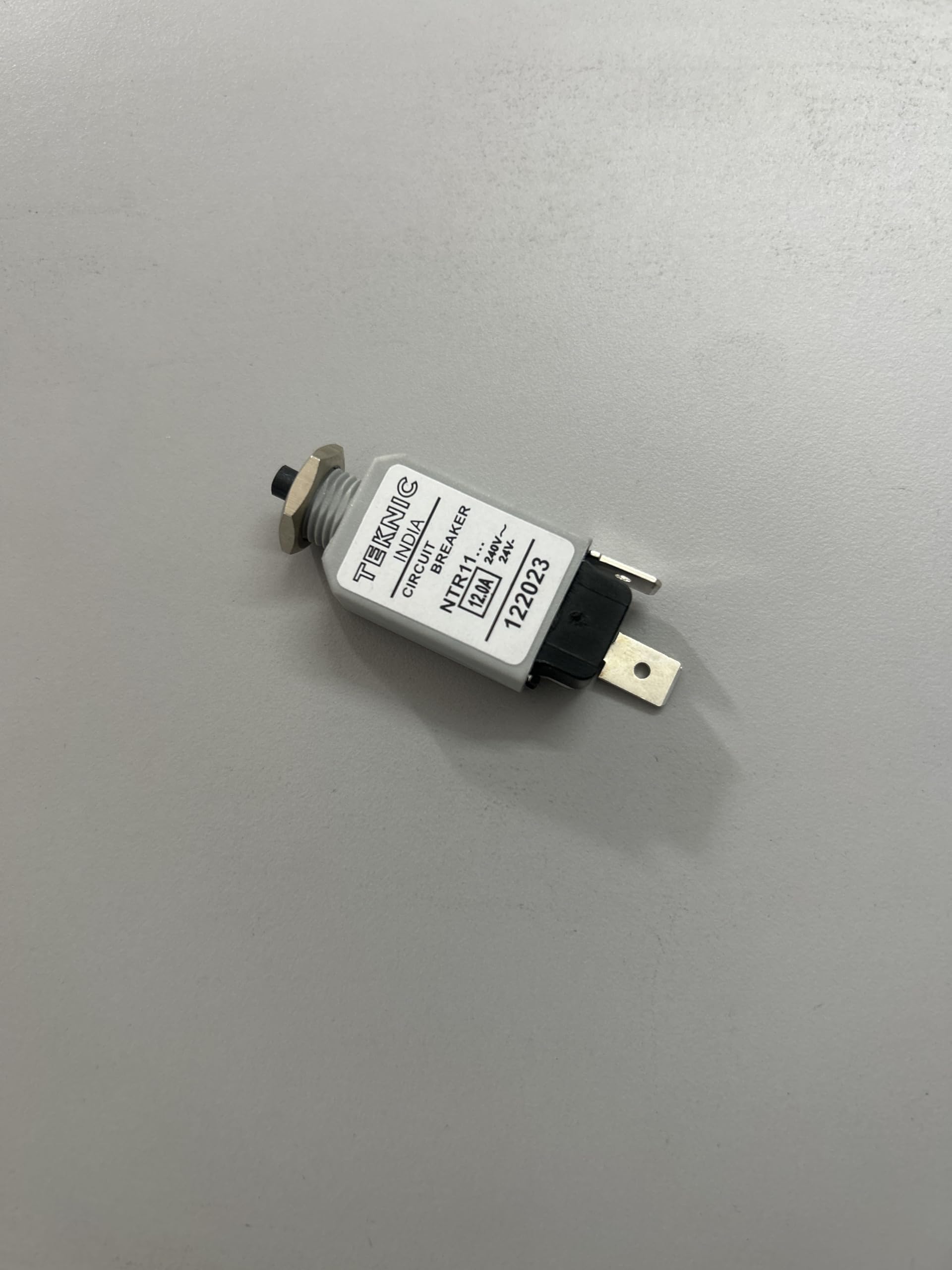 CIRCUIT BREAKER RESETTABLE FUSE TRIP SWITCH NTR11 12A Thermal Circuit Breaker 240V AC/ 24V DC Push-to-Reset Switch 122023 (Pack of 1)-picture-16