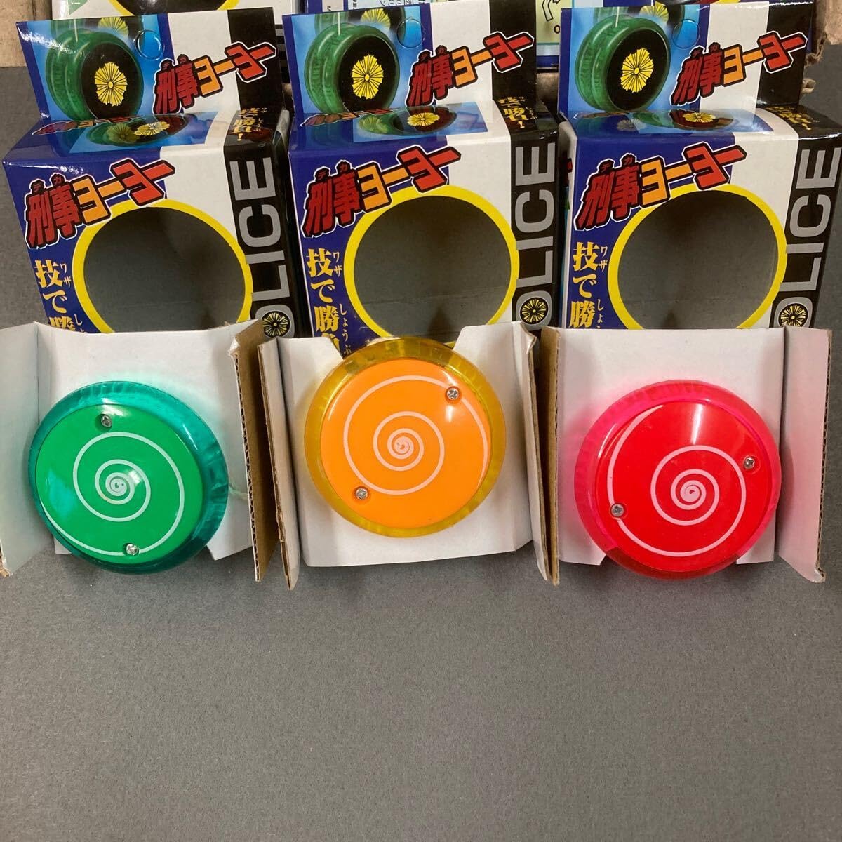 Amazon | レトロ スケバン刑事 ヨーヨー 1箱12個入 紐式 当時物 パチ