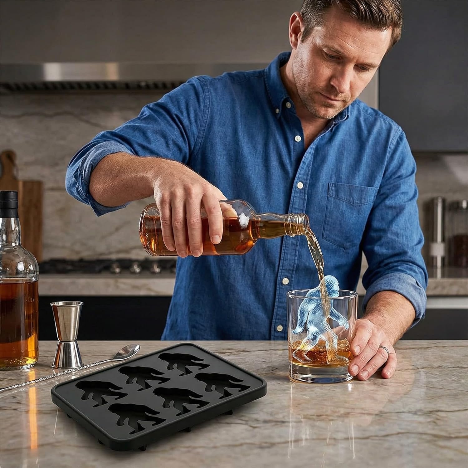 Bigfoot Silikon-Eiswürfelform, 6-teilige Monster-Eiswürfelform, einfach und schnell lustige und wiederverwendbare Eiswürfel herstellen, perfekt für Drinks auf der Whisky-Party