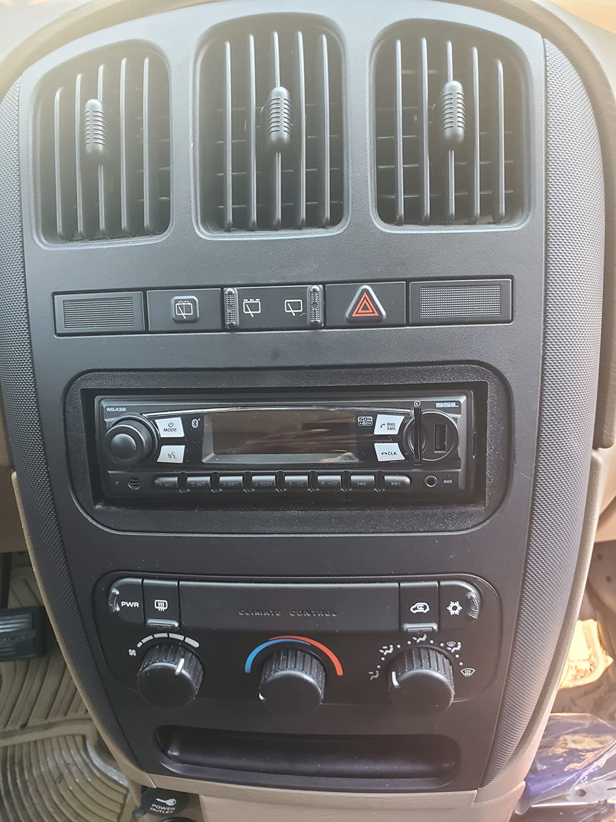 6/mo Finance Sound Storm Laboratories ML41B Car Audio Stereo System Single Din, Bluetooth