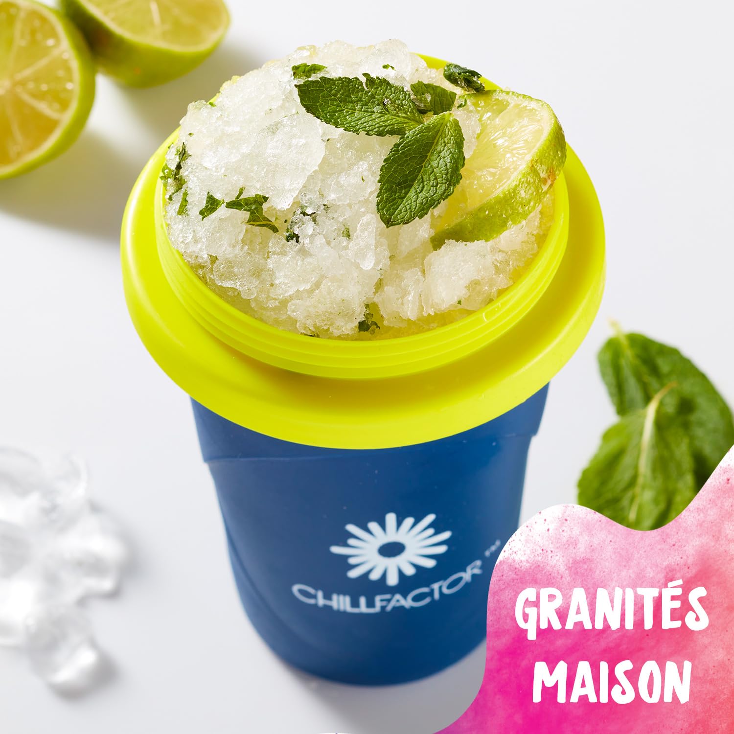 BANDAI - Chillfactor - Mug à granité fourni avec paille - Couleur aléatoire, Vendu à l'unité - Fabrication de Glaces maison - Atelier Cuisine Créatif pour Enfant 3 ans et plus - Atelier Granita