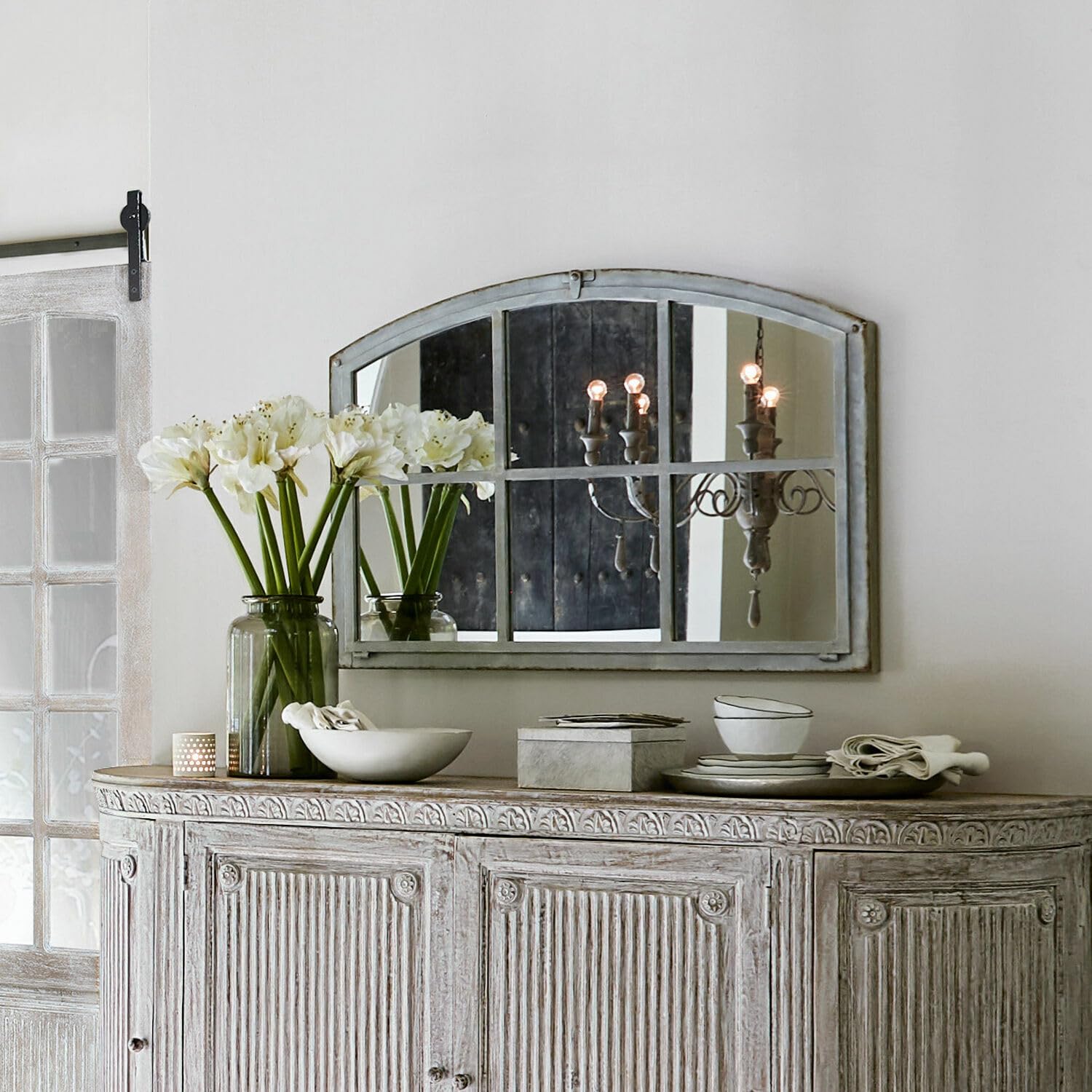 Loberon Spiegel Bayaert, Luxuriöse Nostalgie, Erinnert an Historische Fenster, Antik-Finish, Wohn-Accessoire, Eisen, Spiegelglas, antikgrau | Luxuriöse Nostalgie, Erinnert an Historische Fenster, Antik-Finish, Wohn-Accessoire, Eisen, Spiegelglas