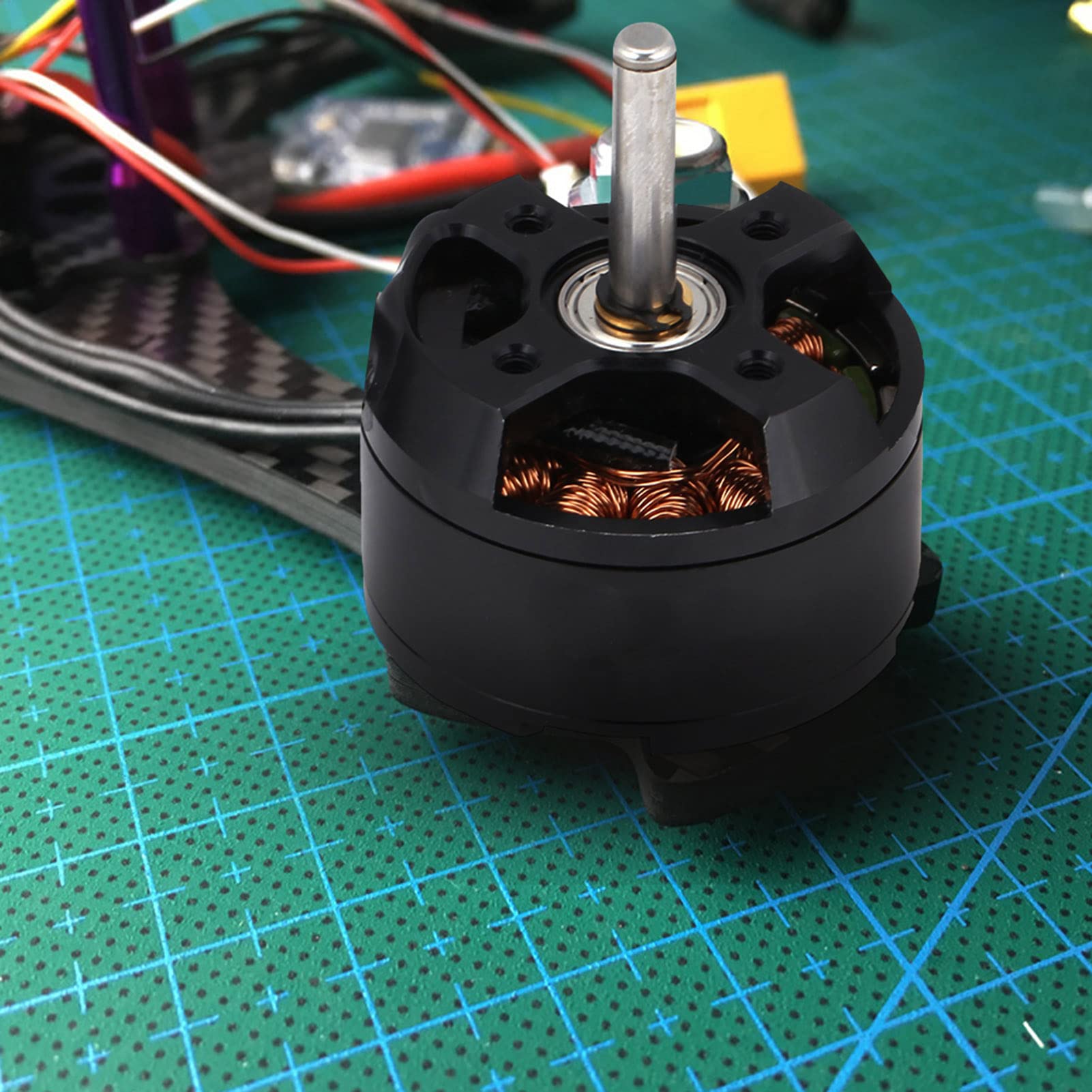RC silnik CNC ze stopu aluminium, wysoka wydajność, 890 kV, do samolotów RC
