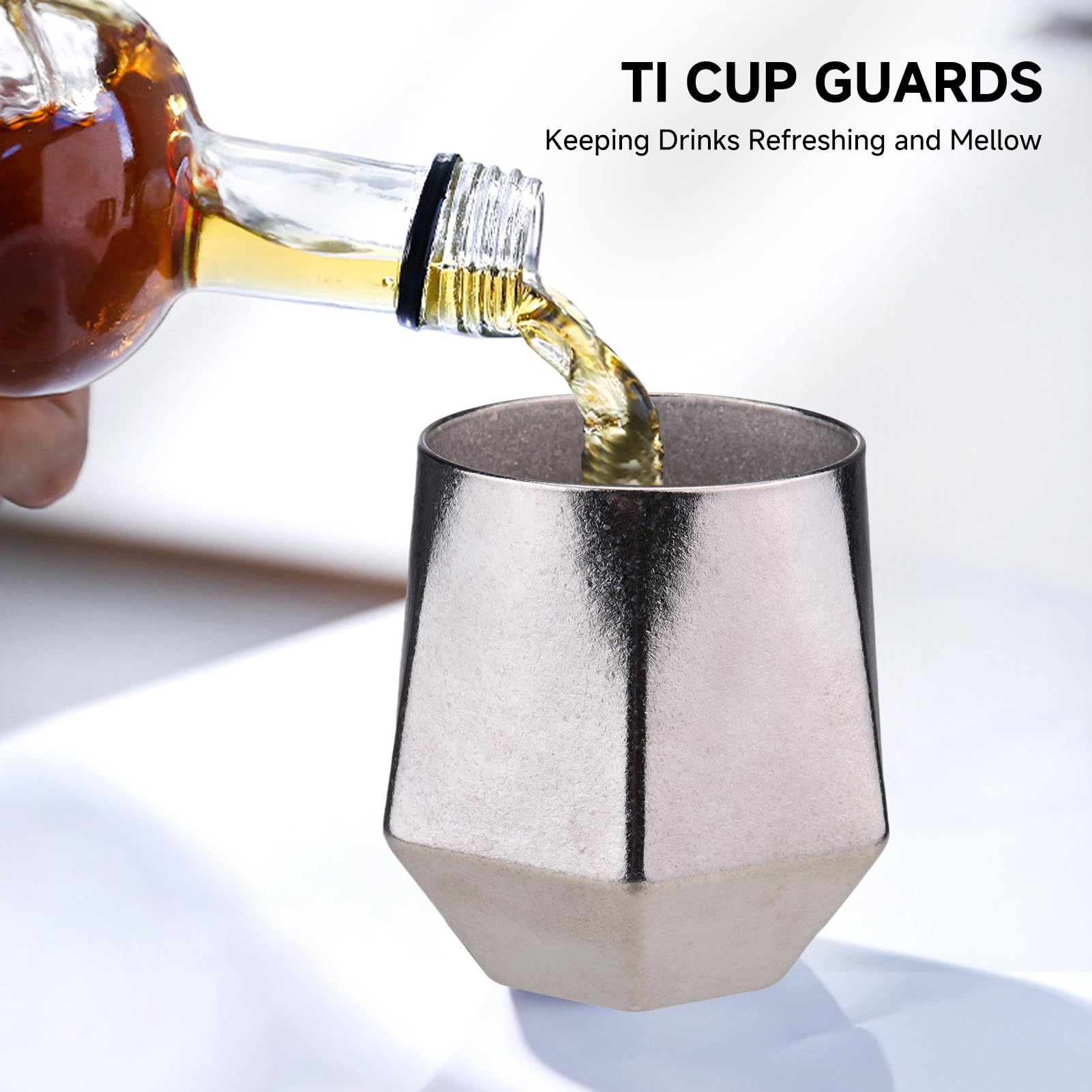 Tazza da caffè da Campeggio in Titanio, Tazza Esagonale con Isolamento Sottovuoto a Doppio Strato da 240 Ml Tazza da Campeggio All'aperto per Viaggi in Campeggio All'aperto con (Fiore di