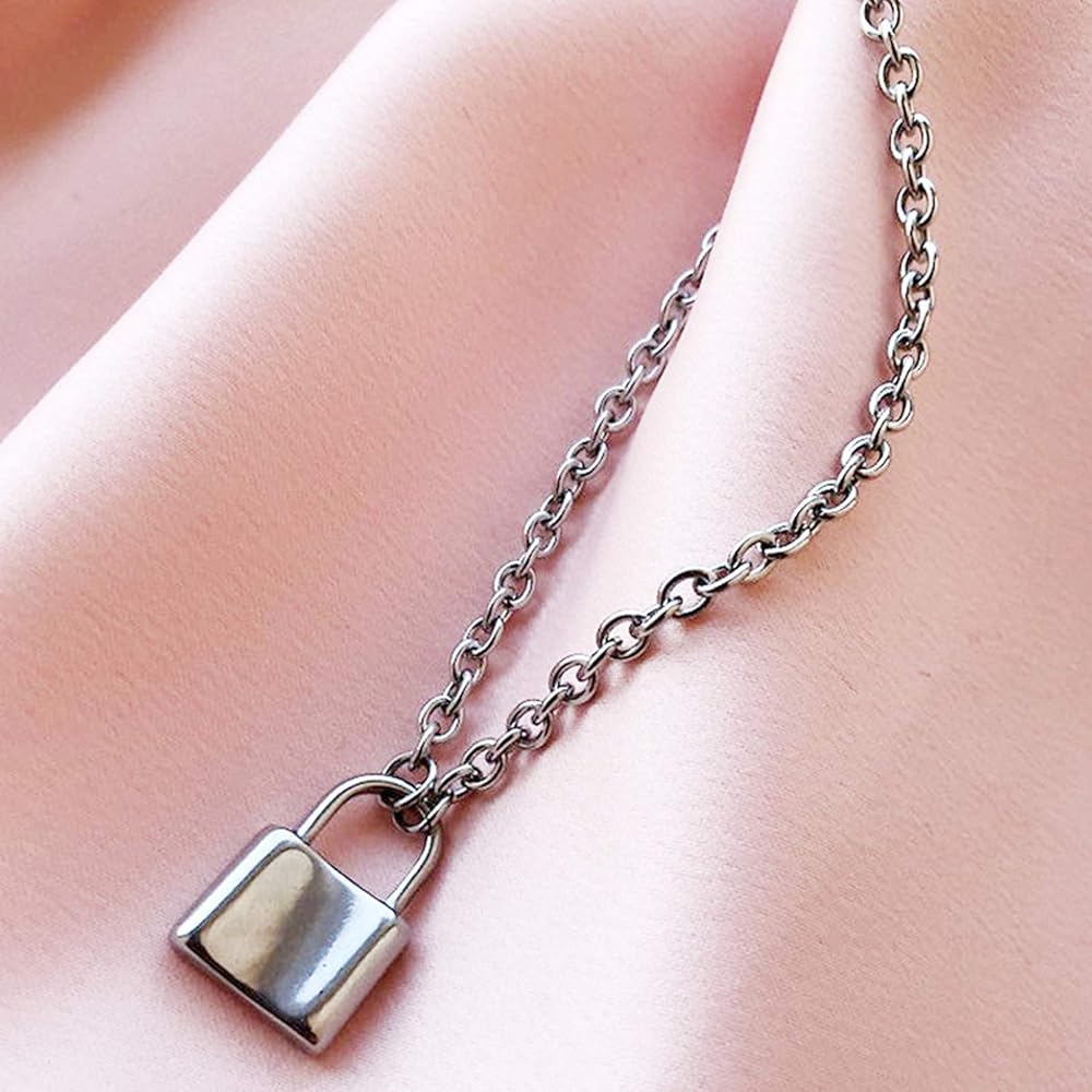 アクセサリー MAISON CASANOVA Logo Padlock Necklece MAISON