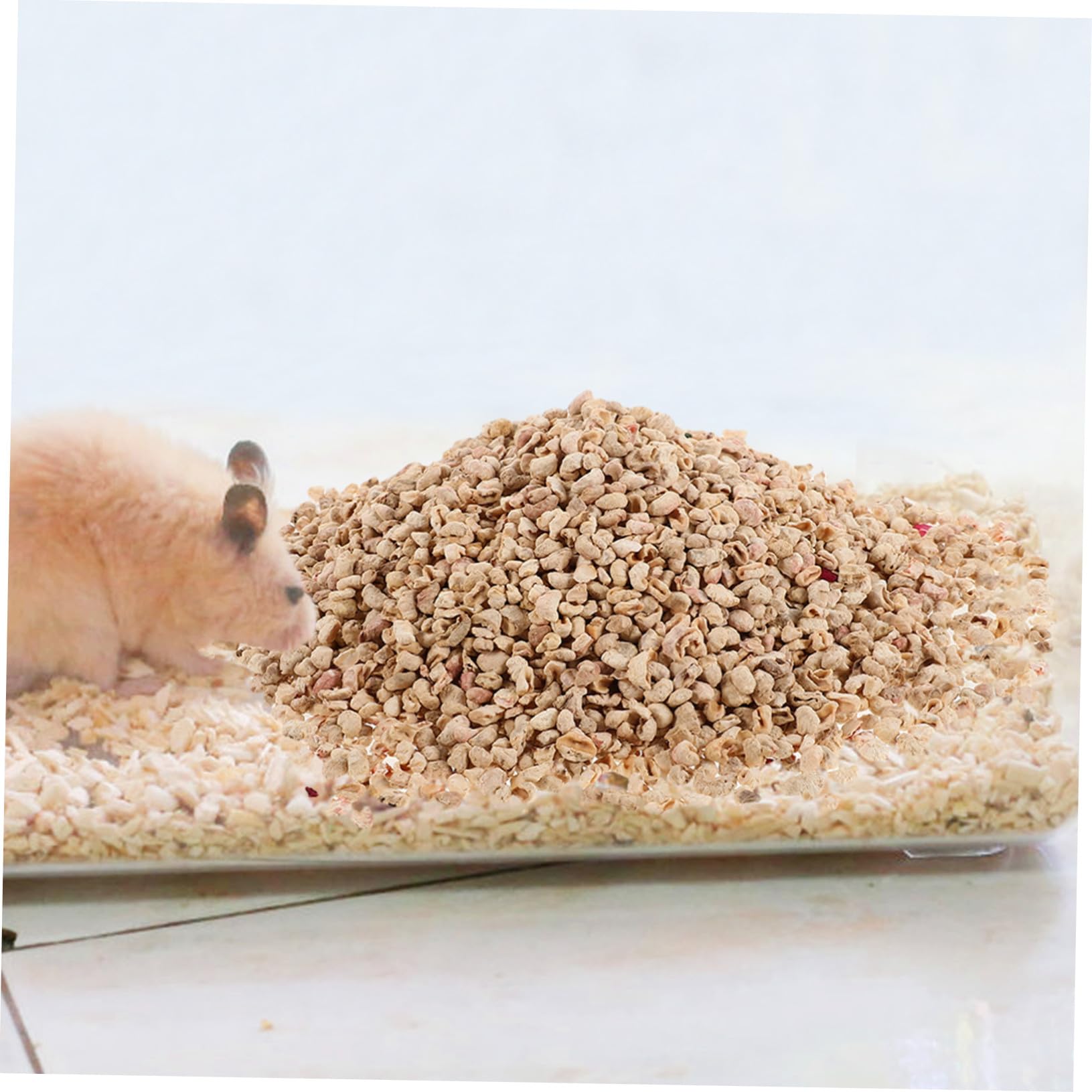HANABASS Lettiera Naturale per Animali Piccoli in Granuli di Paglia e Erbe Profumate Materiale Assorbente e Traspirante per Gabbie di Criceti Conigli e Roditori Liner Multiuso per Habitat
