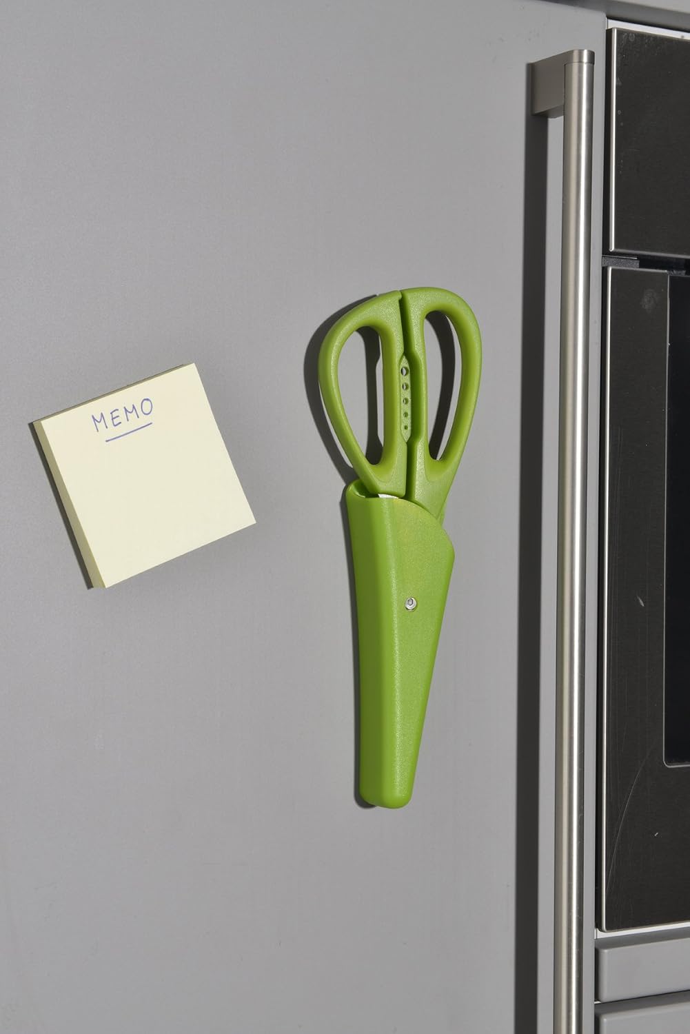 Mastrad Herb Scissors - 5-Blade Stainless Steel Herb Shears - Allows You To Cut Herbs 5x faster - Featuring A Comfort Soft Grip