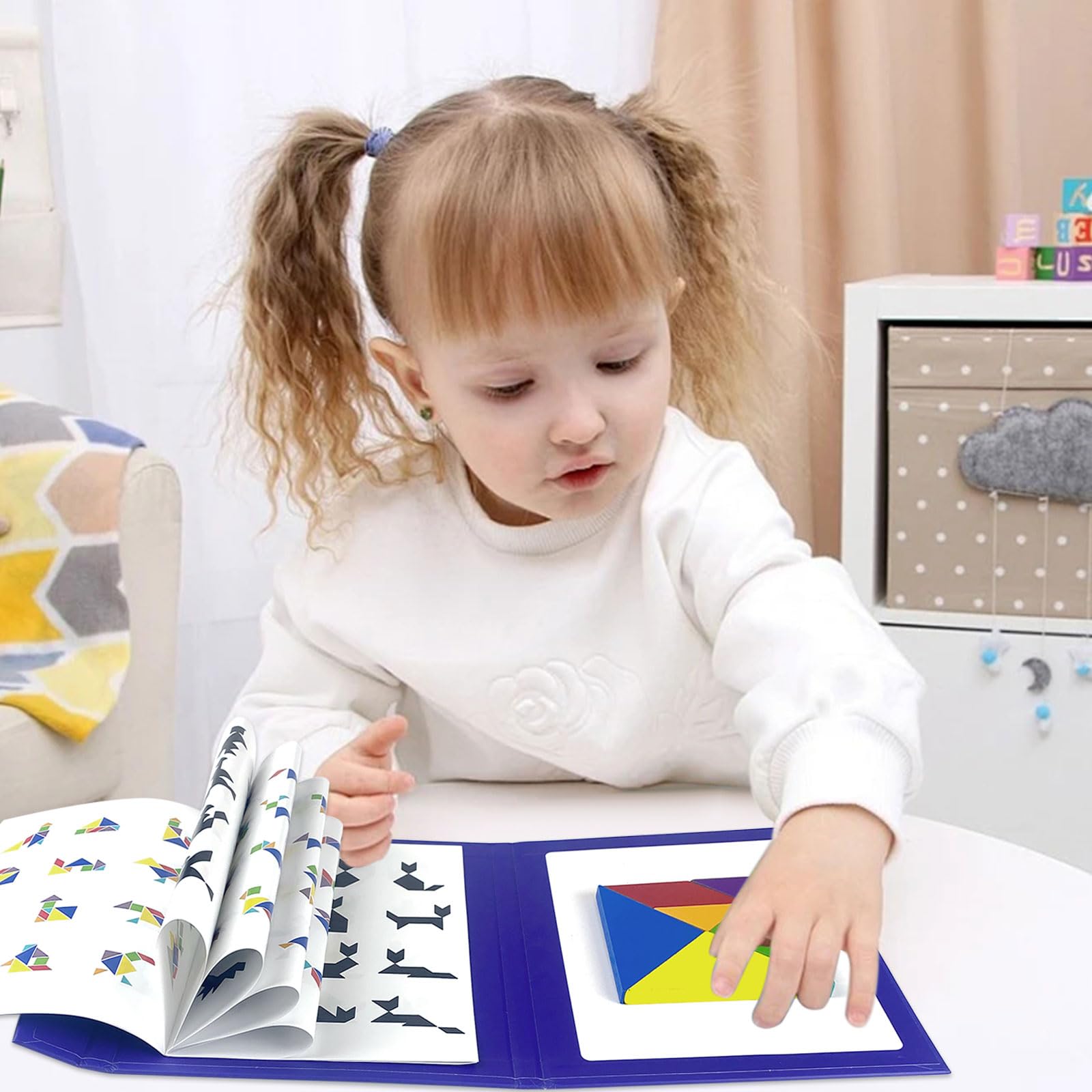 Magnetyczny tangram - geometryczne kształty, puzzle dla dzieci w wieku 3-7 lat