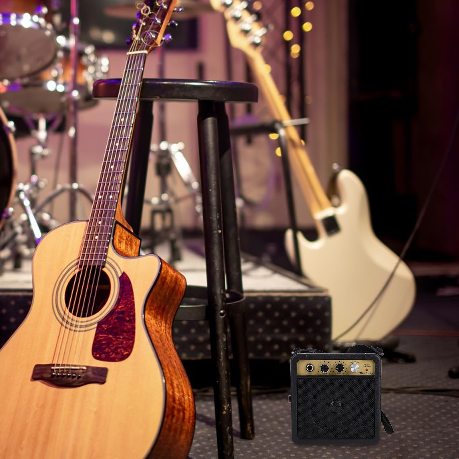 Homoyoyo Tragbarer Kleiner E gitarrenverstärker 5w mit Lautsprecher Kunststoffgehäuse Integrierter Klangregelung Übungs und Reiseverstärker für E Gitarre Bass und Akustikgitarren