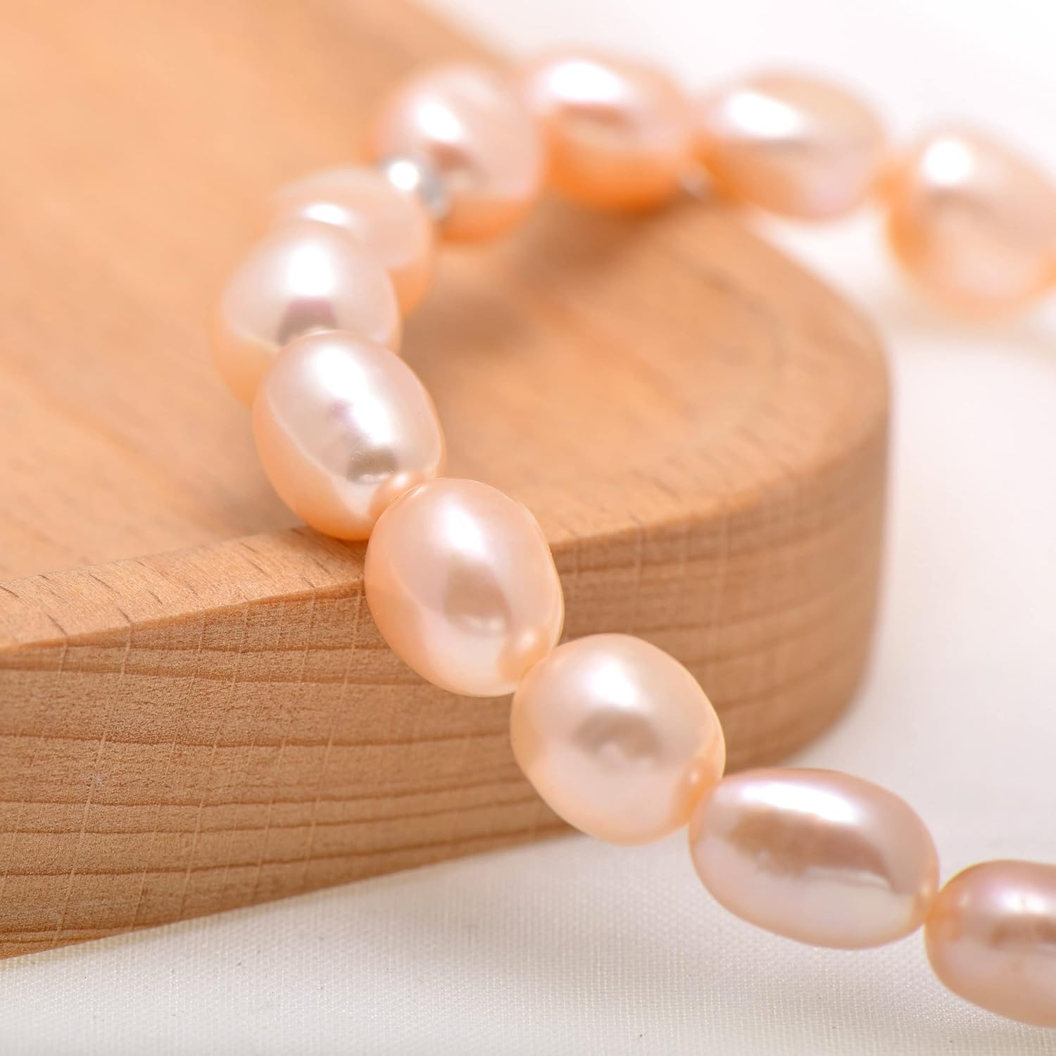 Joseph Brothers 8-9 MM Cultured Freshwater Baroque Pearl Stretch Bracelet 7 Inch, Natural Pink Color - Image 2