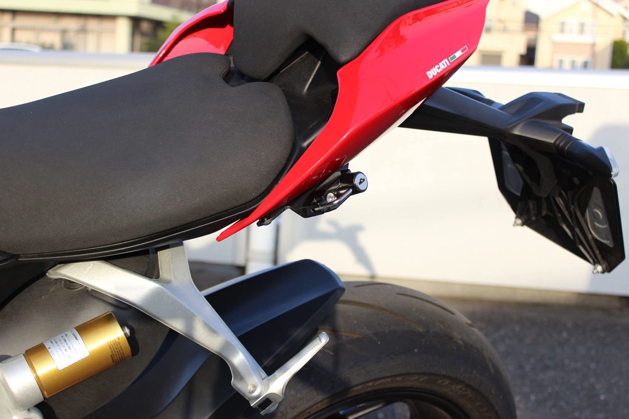 Amazon | キジマ(Kijima) バイクパーツ ヘルメットロック ホルダー