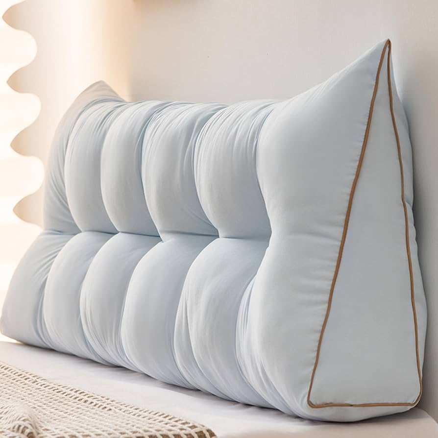 Amazon｜三角形 パッド 枕 ベッドクッション タイプ1 くつろぎ