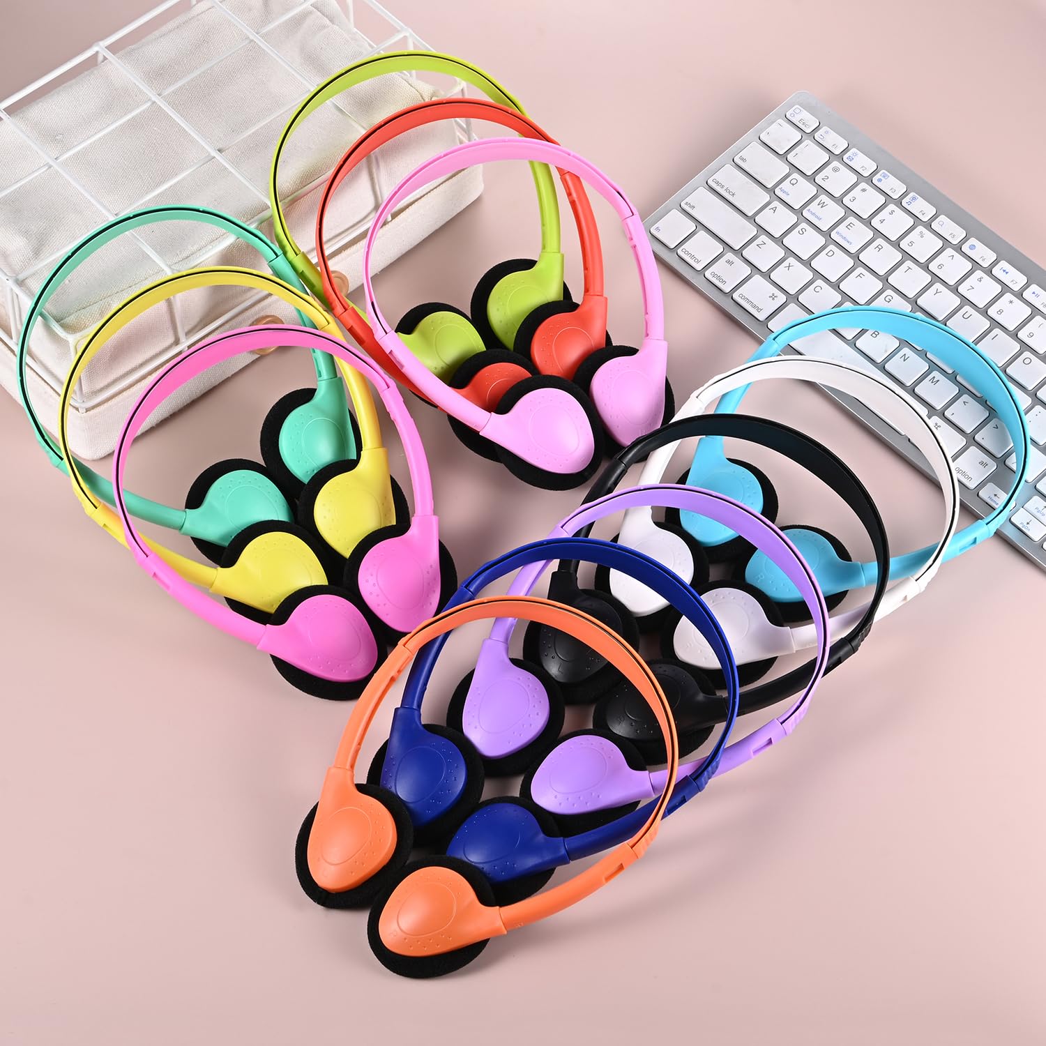Auriculares USB tipo C para niños, paquete de 5 unidades para estudiantes de aula, juego de auriculares con cable USB C compatibles con Chromebook Computer Laptop (HY857C, 5 mezclados)