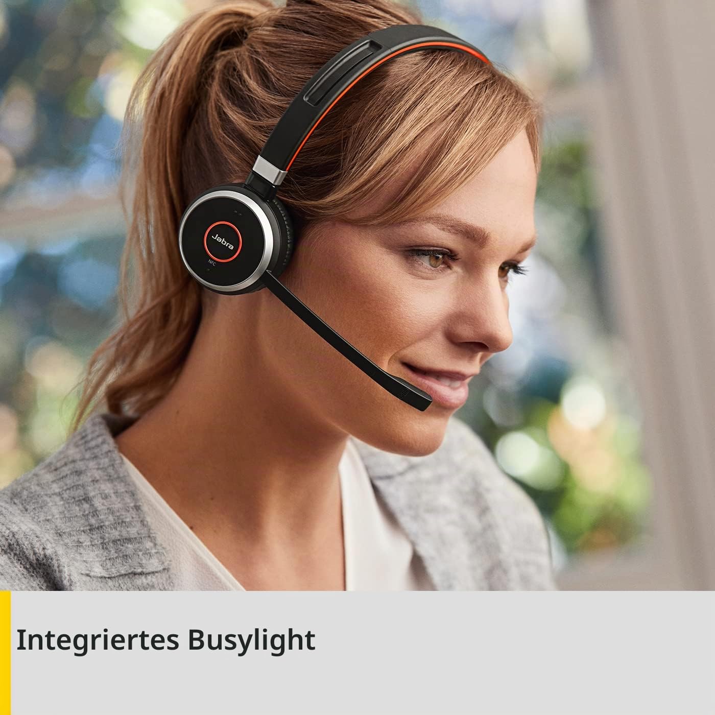 Jabra Evolve 65 Wireless Mono On-Ear Headset – Microsoft Teams zertifizierte Kopfhörer mit Langer Akkulaufzeit und Ladestation – USB Bluetooth Adapter – schwarz