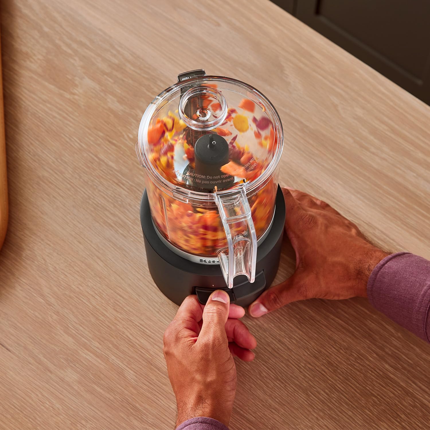 KitchenAid Tritatutto senza fili 1,18L 2 velocità pulse Lama inox frusta 25 minuti Nero Senza batteria
