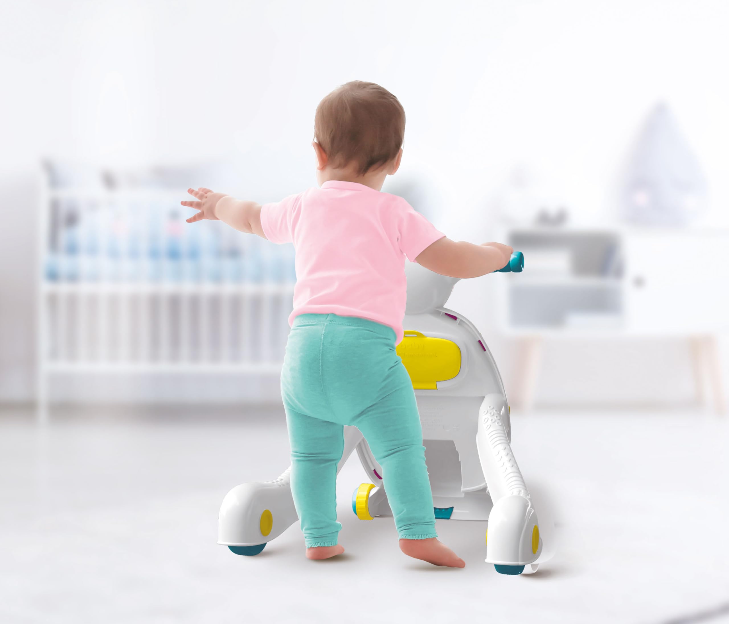 Baby Clementoni - Valentina Scooterina 2 in 1, Moto Bambini Spingibile Primi Passi 9+ Mesi, Centro attività Prima Infanzia per Imparare Lettere, Numeri e Parole, Made in Italy, Lingua Italiana, 17853