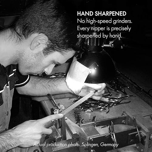 Miniatura 10 de GERMANIKURE Set de manicura de 4 piezas en estuche de gamuza morada, herramientas de acero inoxidable FINOX fabricadas en Alemania, suministros de