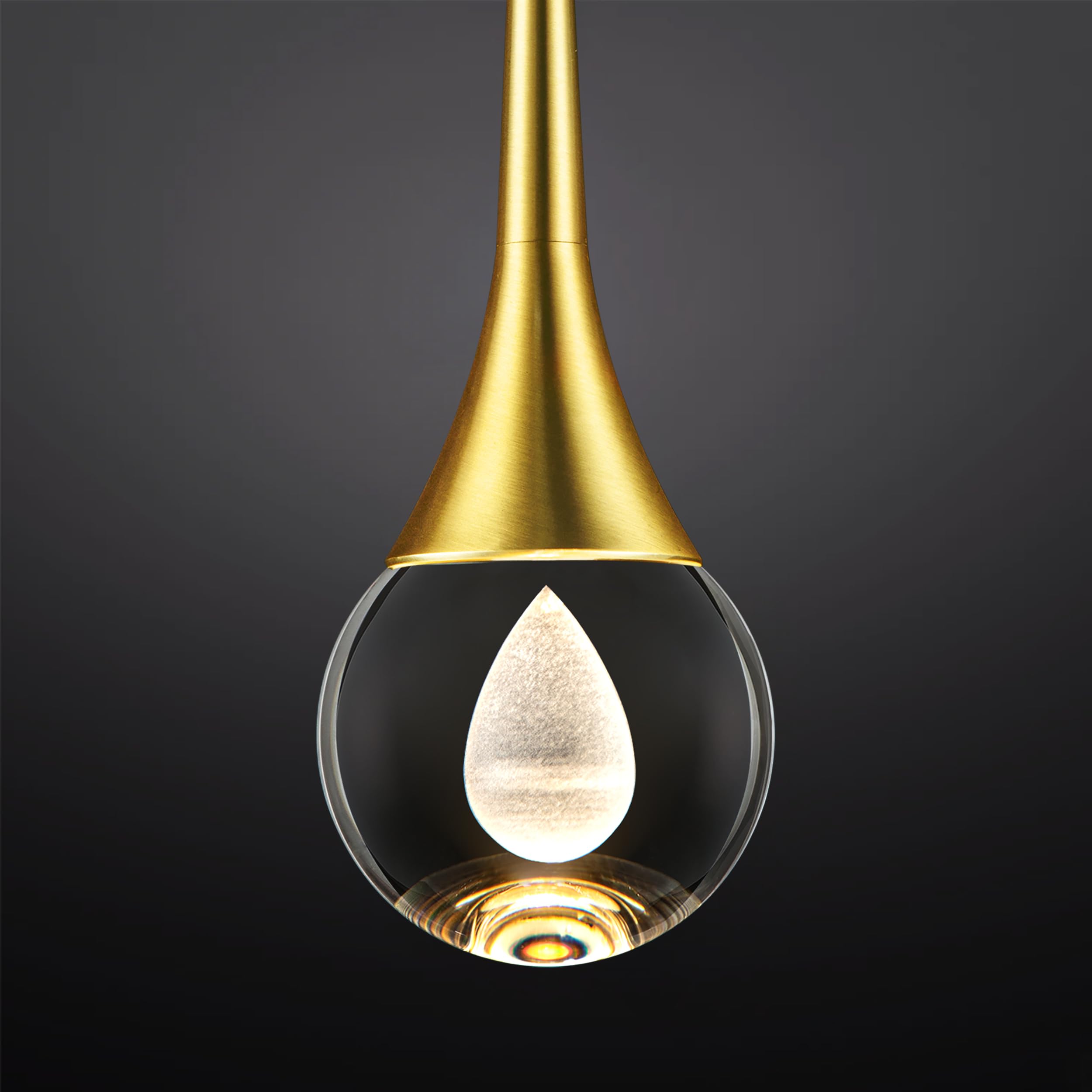 Untrammelife Teardrop Pendant