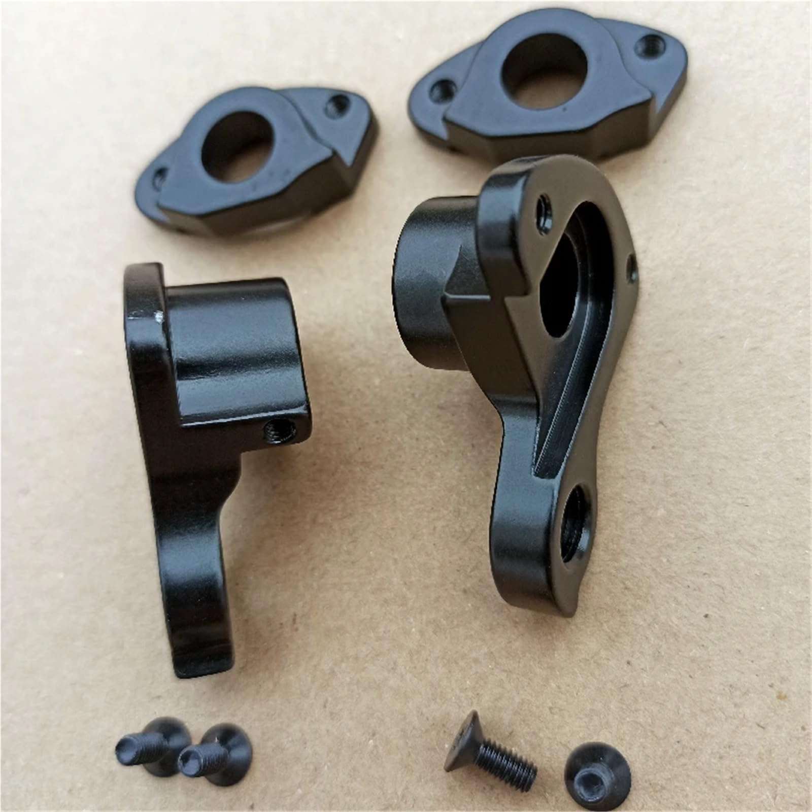 1 pièce de Patte de dérailleur mécanique for vélo T/r/i/d/e/n/t T/h/r/u/s/t T/R/I/N/X OEM de vélo à dégament Rapide Cadre en Carbone 142 x 12 mm