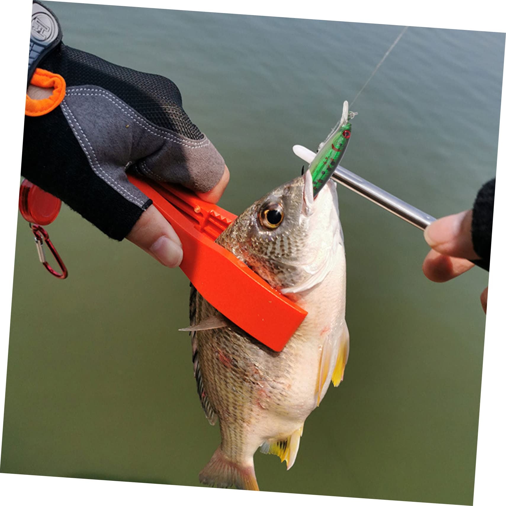 INOOMP 18pezzi Esche Artificiale per Pesca Bait Leggero e Resistente Lure Imitativo per attività di Angling Dolce e Salata