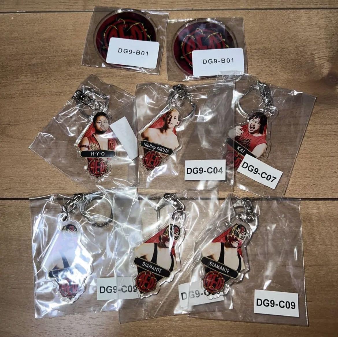 Amazon.co.jp: DRAGONGATE ドラゴンゲート アクリルキーホルダー 