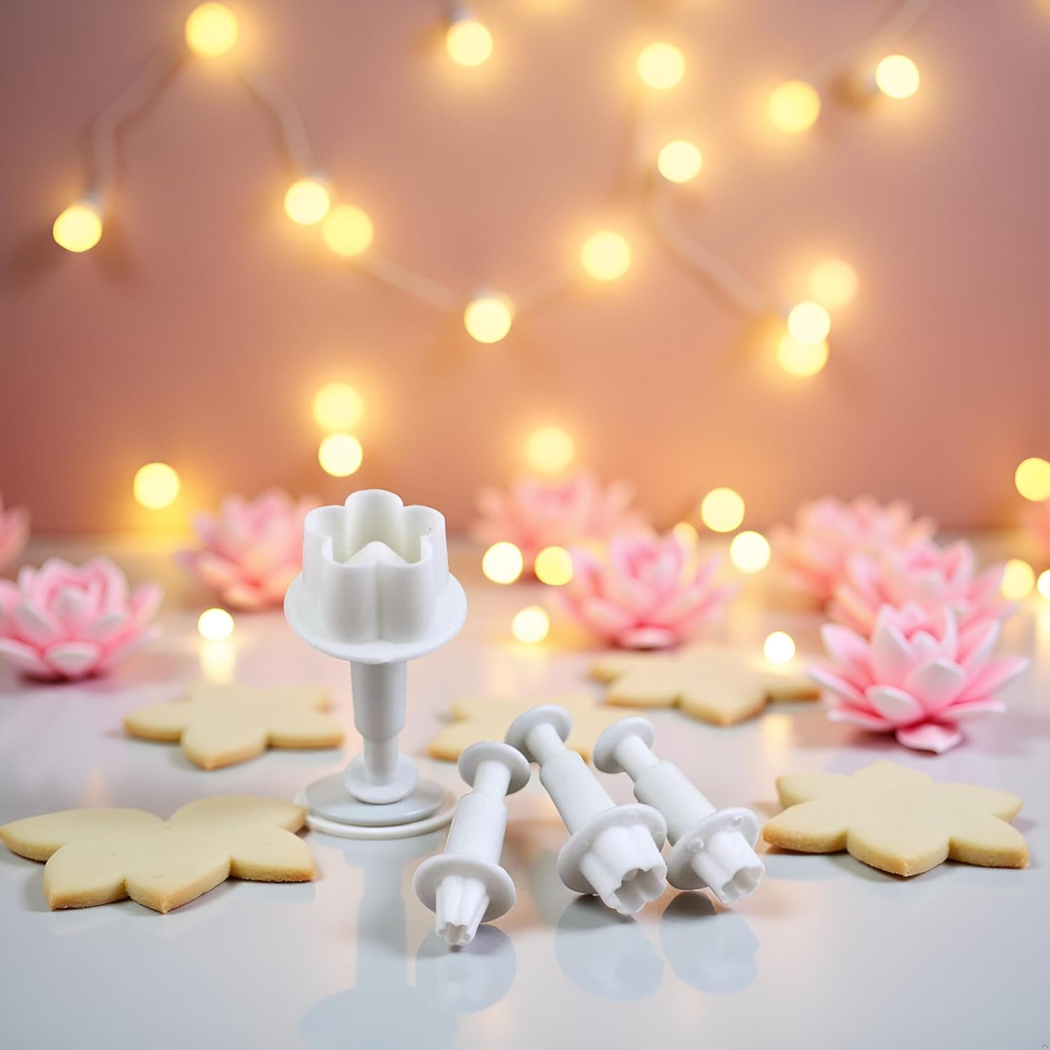 4Pcs White Flower Plunger Cookie Cutters, Blossom Cake Fondant Mold,DIY Flower Cake Fondant Mold Plastic Cake Decorating Tools Baking Accessories for Baking Plastic, Dessert and Candy Sculpting Tools - Image 9