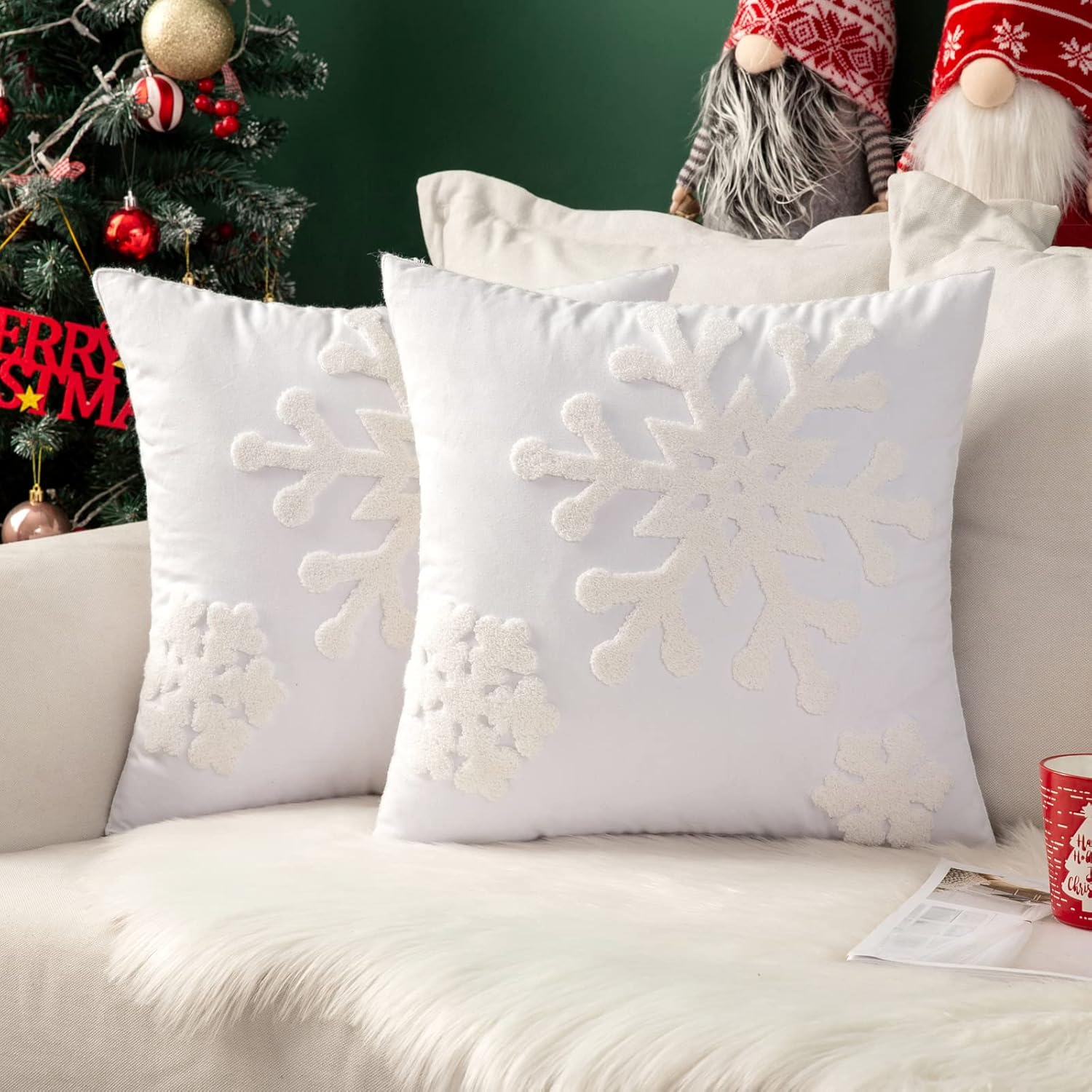 MIULEE Pack of 2 Christmas Decorative Snowflake Throw Pillow Covers
